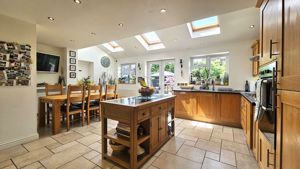 Photo 21- click for photo gallery